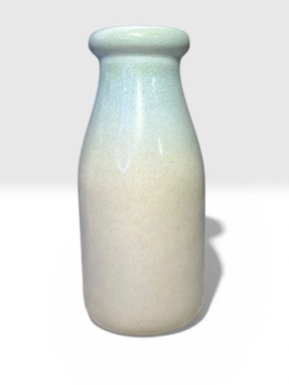 Paul Brent Coastal Beach Scene Ceramic Bud Vase 2001. Signed, Ocean view. 7x3